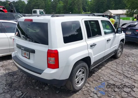 2015 Jeep Patriot Sport из США, поврежденный, VIN 1C4NJPBA3FD389865